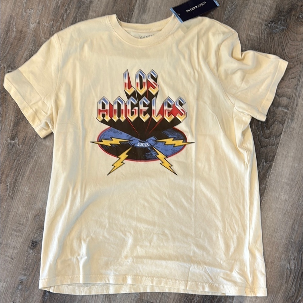 NWT men’s Los Angeles Graphic T-Shirt - Cream sz l